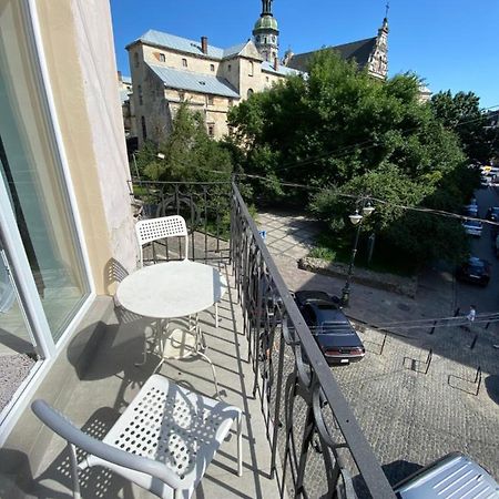 Serbska Apartment Lviv Extérieur photo
