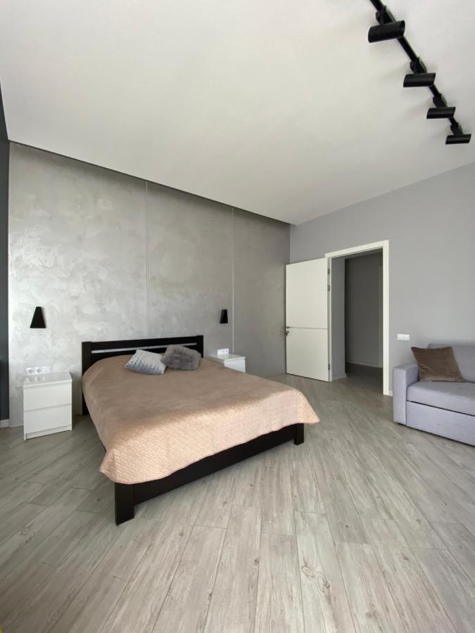 Serbska Apartment Lviv Extérieur photo