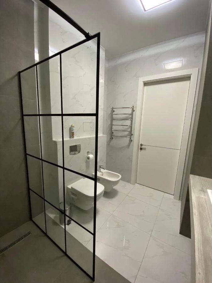 Serbska Apartment Lviv Extérieur photo